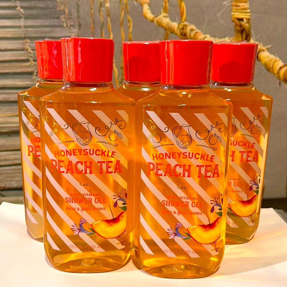 Bath & Body Works Honeysuckle Peach Tea Shower Gel - Brand New